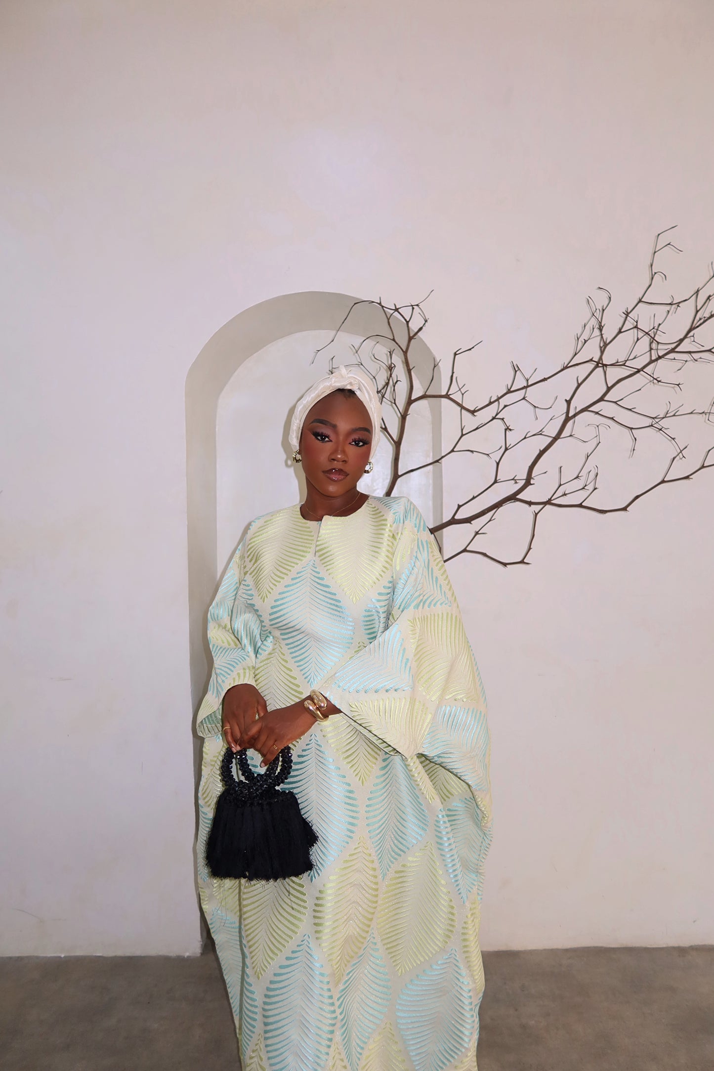 Muna Kaftan – Leaf Damask
